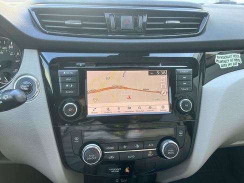Used 2021 Nissan Rogue Sport SL AWD/4WD image 20