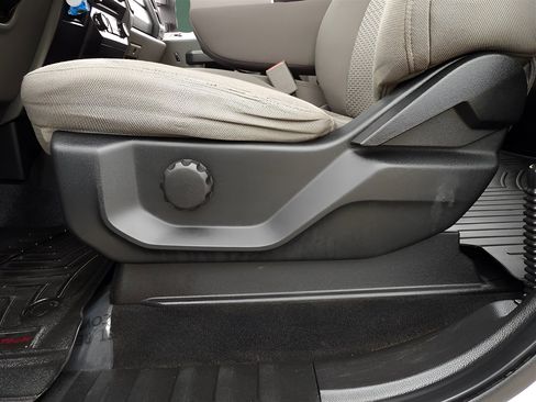 Used 2017 Ford F250 XLT image 16