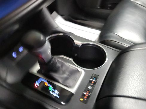 Used 2017 Toyota Highlander Limited image 43