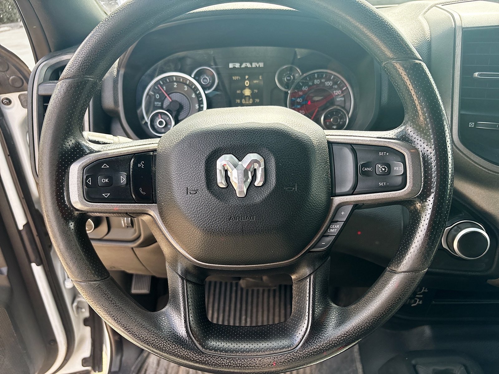 Used 2023 RAM 2500 Tradesman AWD/4WD image 11
