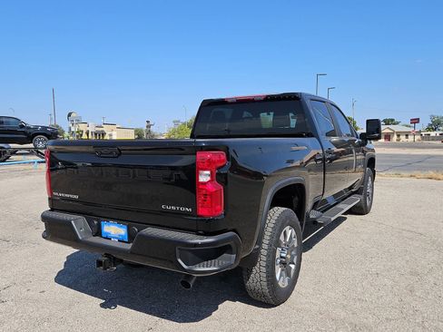 Used 2025 Chevrolet Silverado 2500 Custom w/ Custom Convenience Package AWD/4WD image 13