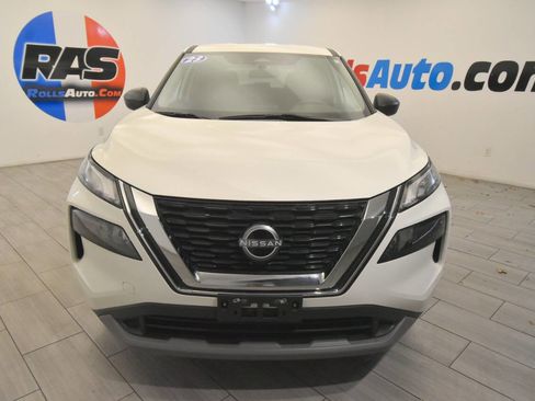 Used 2023 Nissan Rogue S image 8