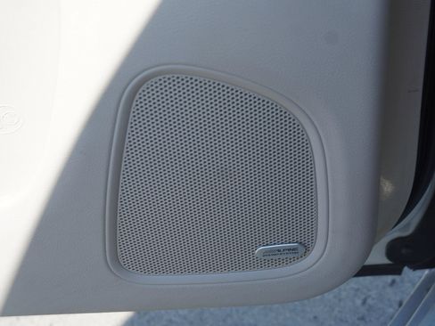 Used 2015 Chrysler 200 C w/ Navigation & Sound Group I image 33