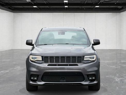 Used 2017 Jeep Grand Cherokee SRT AWD/4WD image 2