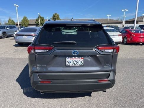 Used 2024 Toyota RAV4 LE image 6