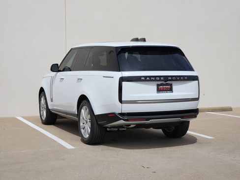 New 2026 Land Rover Range Rover SE AWD/4WD image 3