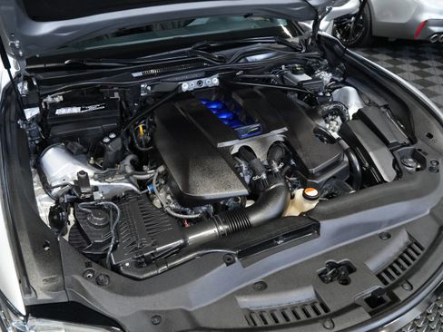 Used 2015 Lexus RC F w/ Performance Package RWD image 42