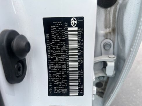 Used 2024 Toyota Corolla LE FWD image 32