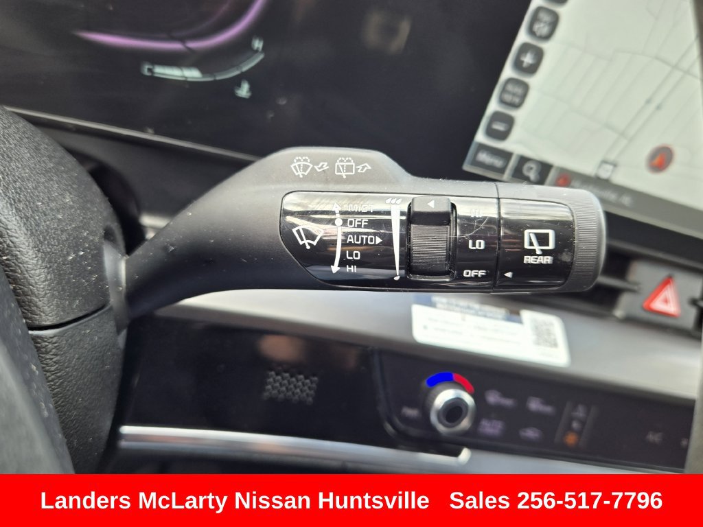 Used 2023 Kia Sportage EX FWD image 24