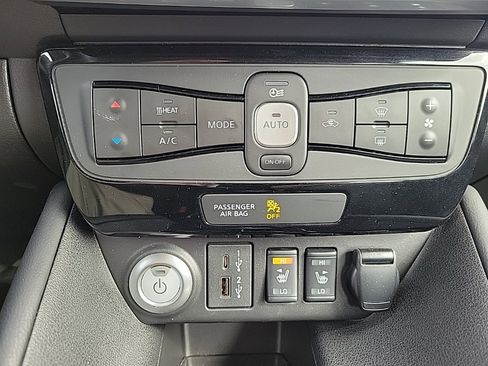 Used 2023 Nissan Leaf SV Plus image 11
