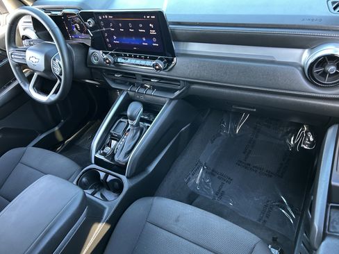 Used 2023 Chevrolet Colorado LT w/ LT Convenience Package II image 12