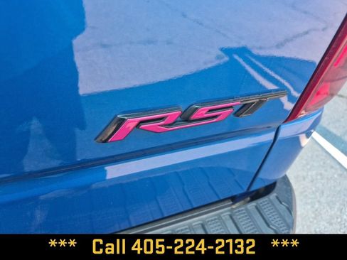 Used 2022 Chevrolet Silverado 1500 RST w/ Z71 Off-Road Package AWD/4WD image 12