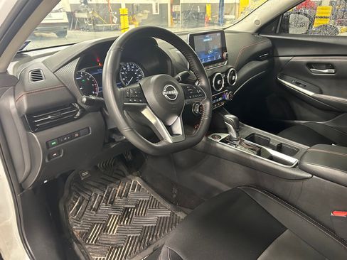 Used 2024 Nissan Sentra SR image 11