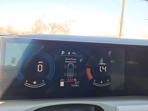 Certified 2025 Hyundai Tucson SEL image 9