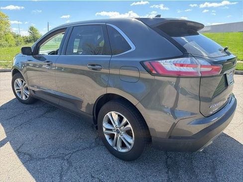 Used 2019 Ford Edge SEL w/ Equipment Group 201A AWD/4WD image 2