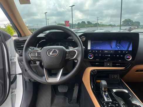 Used 2026 Lexus NX 350h AWD w/ Accessory Package (2T) image 22