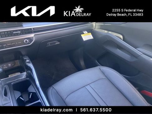 New 2026 Kia Sorento S FWD image 13