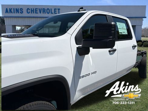 New 2026 Chevrolet Silverado 2500 W/T RWD image 2