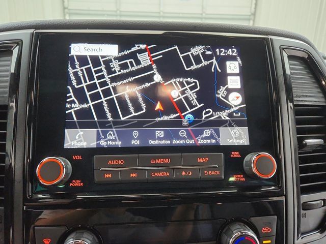 Used 2024 Nissan Titan PRO-4X w/ Pro-4x Convenience Package AWD/4WD image 28