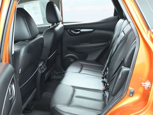 Used 2022 Nissan Rogue Sport SL image 34