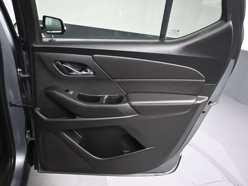 Used 2020 Chevrolet Traverse LT w/ LT Premium Package AWD/4WD image 44