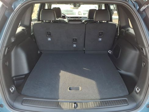 New 2026 Jeep Grand Cherokee Limited Reserve image 11