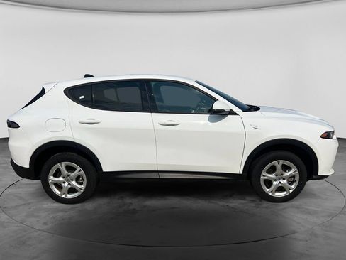 Used 2024 Dodge Hornet GT AWD/4WD image 11