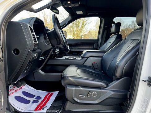 Used 2020 Ford Expedition Limited image 13