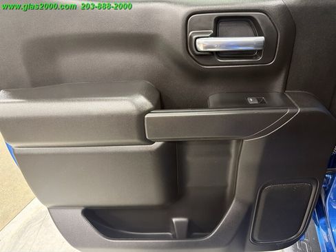 Used 2023 Chevrolet Silverado 1500 Custom Trail Boss AWD/4WD image 28