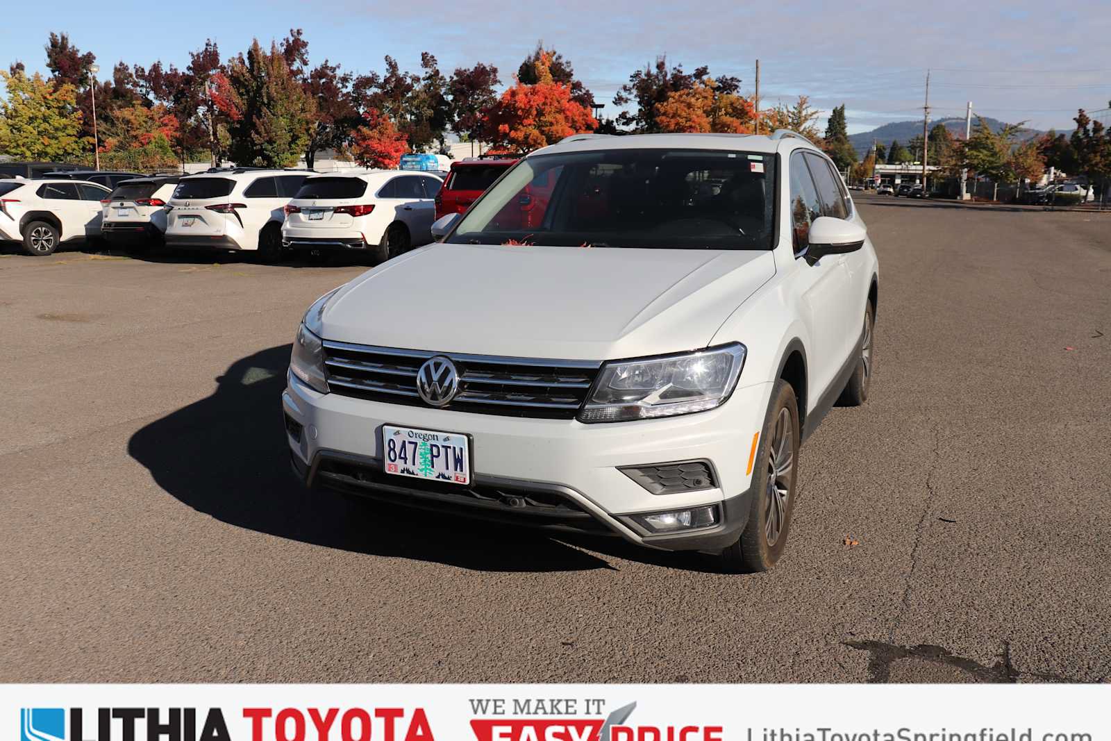 Used 2019 Volkswagen Tiguan SEL AWD/4WD image 1