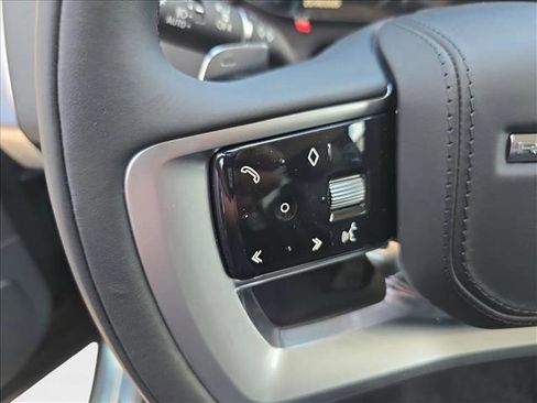 New 2025 Land Rover Range Rover Long Wheelbase SE image 19