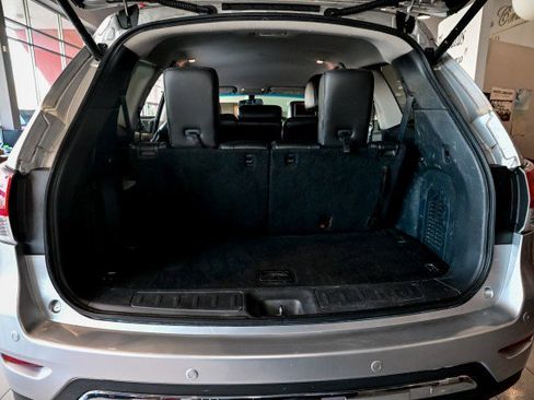Used 2014 Nissan Pathfinder SL w/ SL Tech Package AWD/4WD image 21