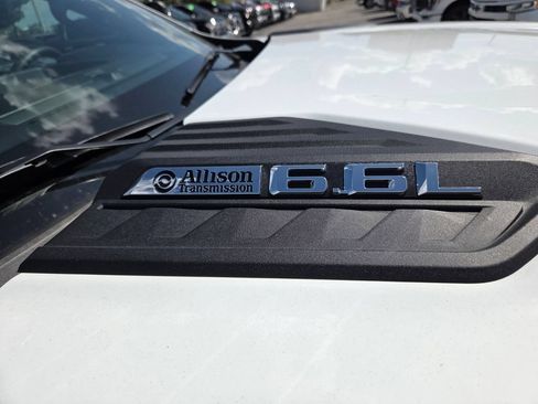 Used 2025 Chevrolet Silverado 2500 W/T RWD image 4