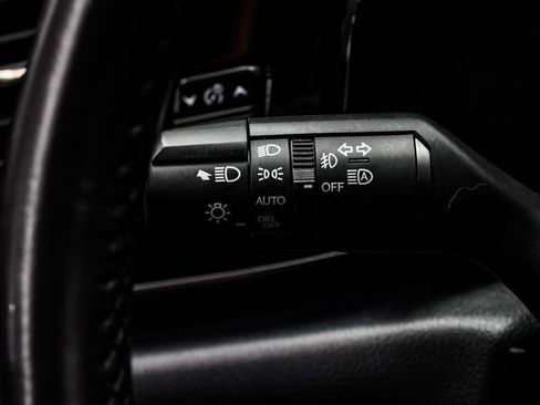 Used 2025 Lexus NX 250 FWD w/ Accessory Package (Z2) image 32