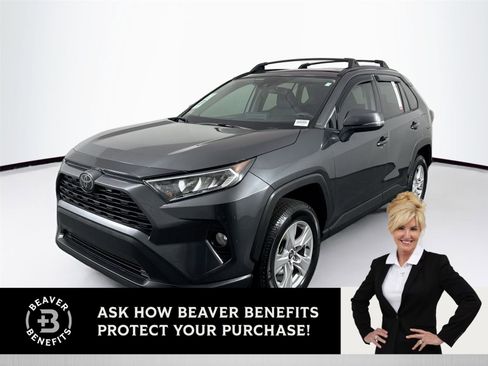 Used 2020 Toyota RAV4 XLE w/ Convenience Package image 1