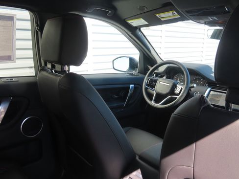 Used 2023 Land Rover Discovery Sport SE R-Dynamic image 22