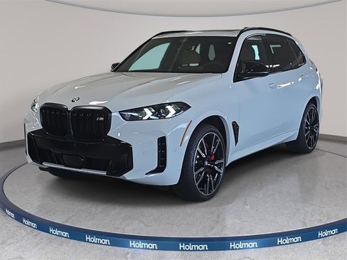 New 2026 BMW X5 M60i image 1