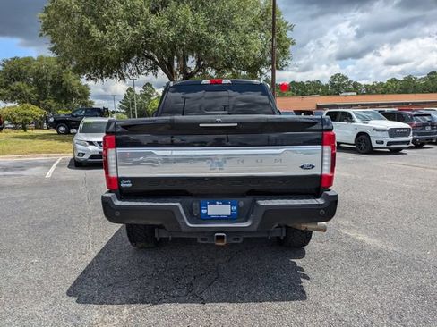 Used 2017 Ford F250 Platinum w/ Platinum Ultimate Package AWD/4WD image 5