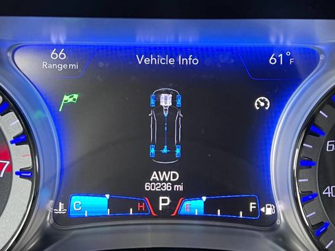 Used 2018 Chrysler 300 S image 28