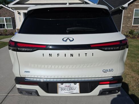 Certified 2023 INFINITI QX60 Sensory w/ Vision Package AWD/4WD image 6