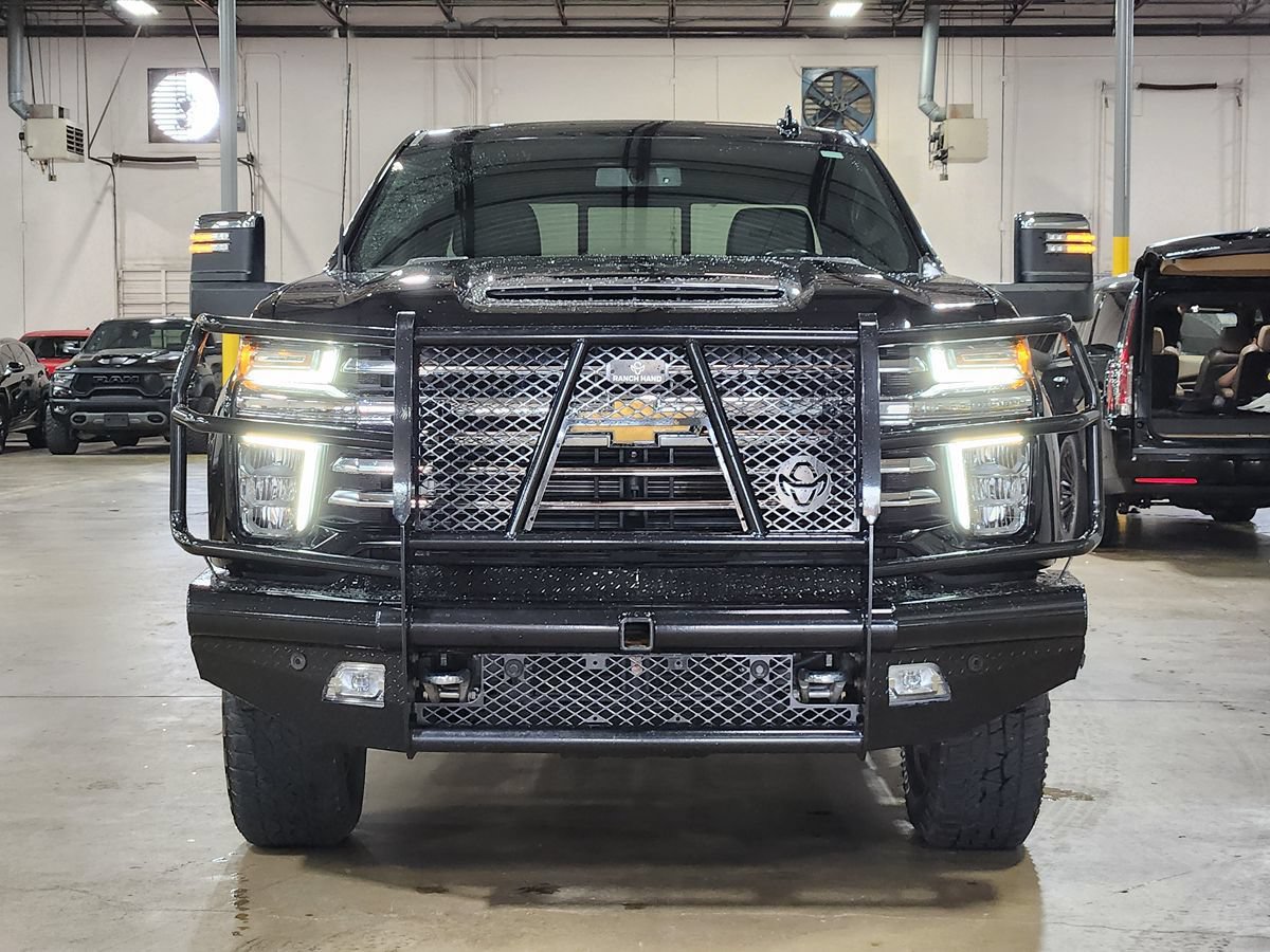 Used 2022 Chevrolet Silverado 2500 High Country AWD/4WD image 2