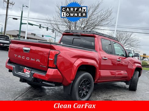 Used 2024 Toyota Tacoma Limited image 3