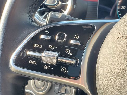 Used 2023 Mercedes-Benz CLA 250 4MATIC image 22