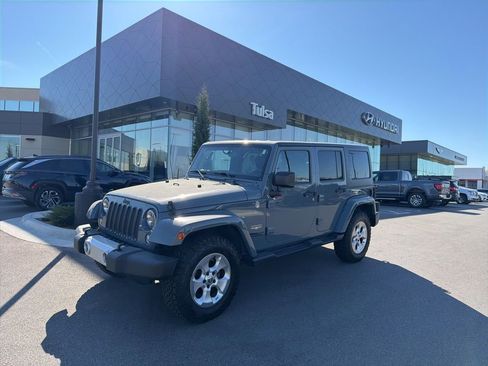 Used 2015 Jeep Wrangler Unlimited Sahara w/ Dual Top Group image 1