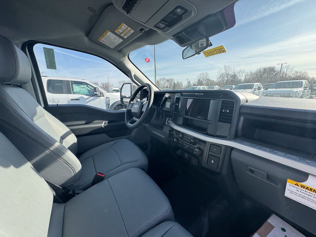 New 2026 Ford F350 XL w/ XL Chrome Package RWD image 13
