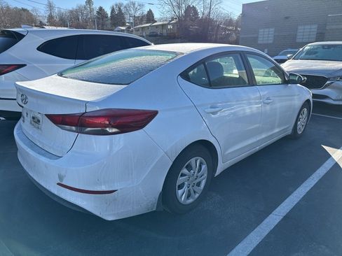 Used 2018 Hyundai Elantra SE image 5