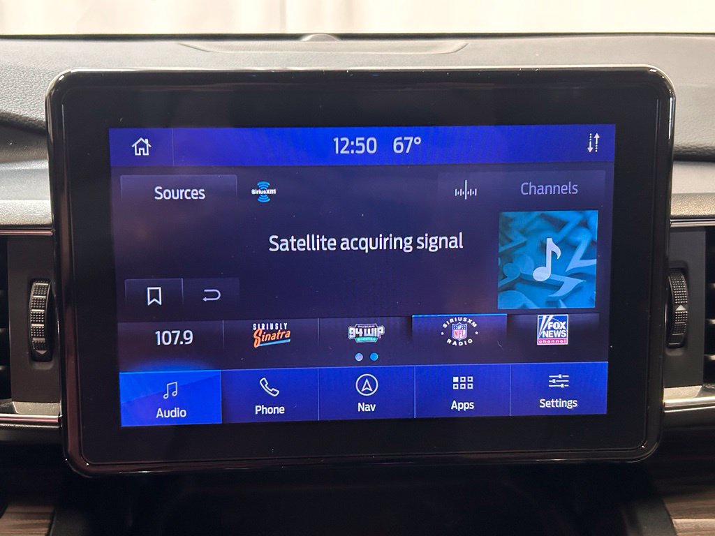 Used 2020 Ford Explorer Limited AWD/4WD image 4