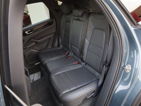 Used 2019 Porsche Cayenne AWD/4WD image 41