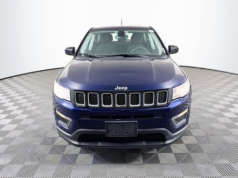 Used 2020 Jeep Compass Sport image 2