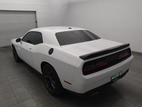 Used 2021 Dodge Challenger SXT w/ Blacktop Package RWD image 5